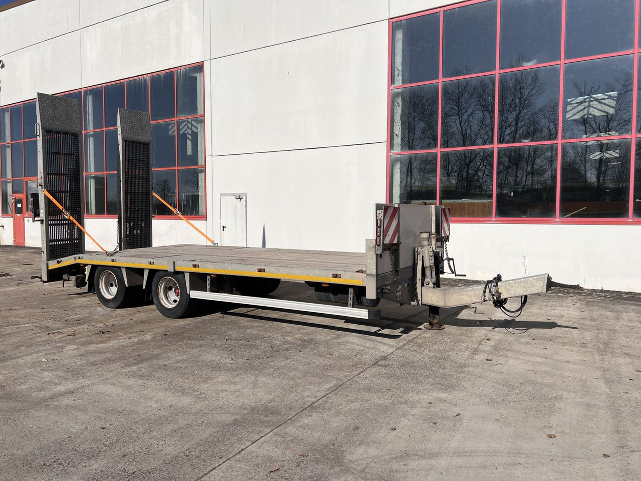 Möslein 19 t Tandemtieflader - Low loader trailer: picture 5 Möslein 19 t Tandemtieflader - Low loader trailer: picture 5