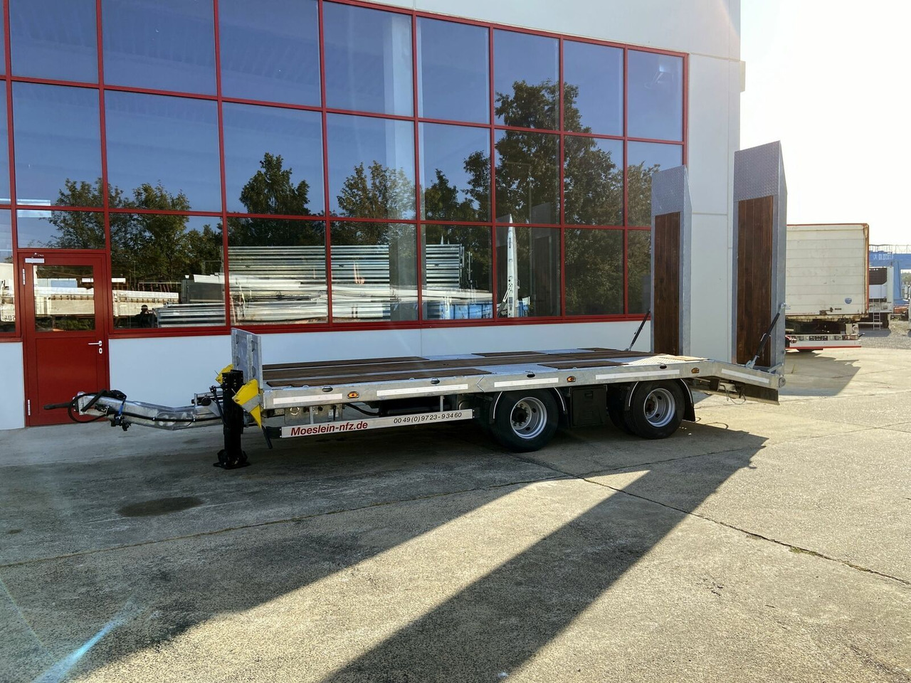 Möslein 19 t Tandemtieflader, Luftgefedert, NEU - Low loader trailer: picture 2 Möslein 19 t Tandemtieflader, Luftgefedert, NEU - Low loader trailer: picture 2