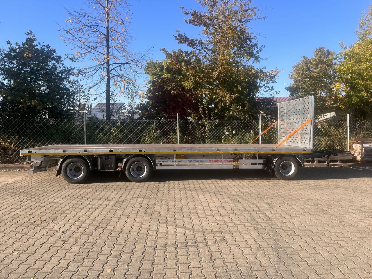 Möslein 3 Achs Jumbo- Plato- Anhänger 9 m, Mega - Dropside/ Flatbed trailer: picture 4 Möslein 3 Achs Jumbo- Plato- Anhänger 9 m, Mega - Dropside/ Flatbed trailer: picture 4