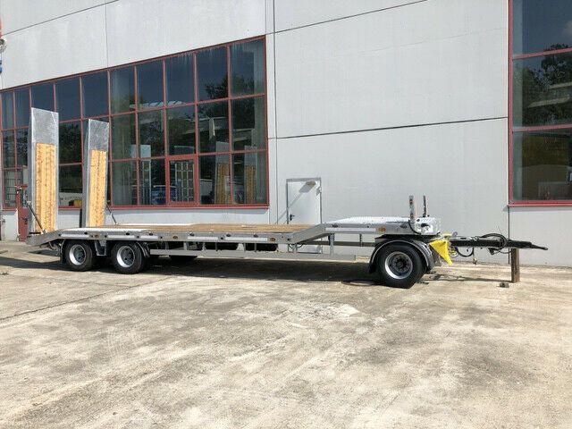 Möslein 3 Achs Tieflader, Luftgefedert - Low loader trailer: picture 5 Möslein 3 Achs Tieflader, Luftgefedert - Low loader trailer: picture 5