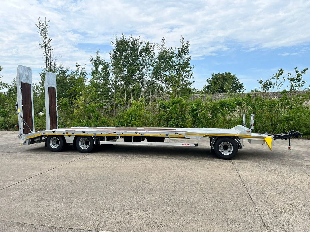 Möslein 3 Achs Tieflader mit gerader Ladefläche 9 m, Ne - Low loader trailer: picture 5 Möslein 3 Achs Tieflader mit gerader Ladefläche 9 m, Ne - Low loader trailer: picture 5