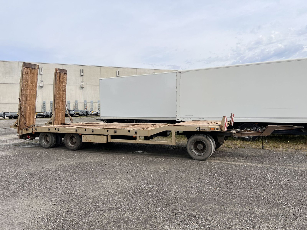 Möslein 3 Achs Tiefladeranhänger - Low loader trailer: picture 2 Möslein 3 Achs Tiefladeranhänger - Low loader trailer: picture 2