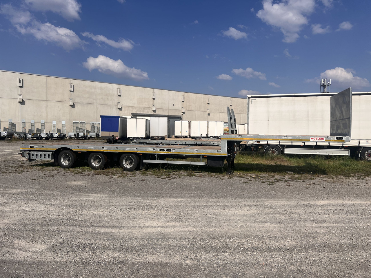 New Low loader semi-trailer for transportation of heavy machinery Möslein ST 3 Plato 8,7 3 Achs Satteltieflader Plato 45 t GGfür Fertigteile, Baumaschinen: picture 6 New Low loader semi-trailer for transportation of heavy machinery Möslein ST 3 Plato 8,7 3 Achs Satteltieflader Plato 45 t GGfür Fertigteile, Baumaschinen: picture 6