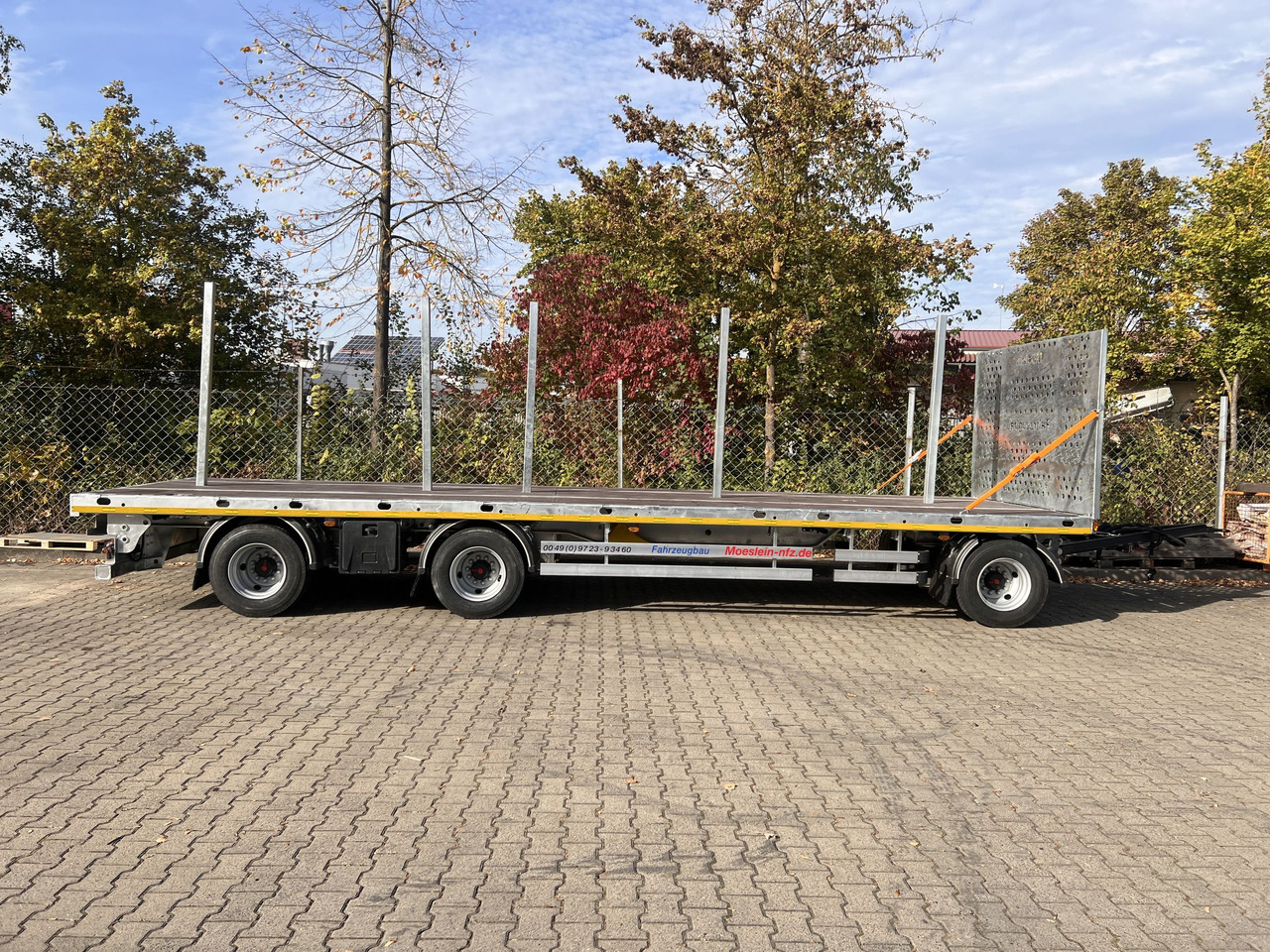 Möslein T 3 Plato 9 m 3 Achs Jumbo- Plato- Anhänger 9 m, Mega - Dropside/ Flatbed trailer: picture 2 Möslein T 3 Plato 9 m 3 Achs Jumbo- Plato- Anhänger 9 m, Mega - Dropside/ Flatbed trailer: picture 2