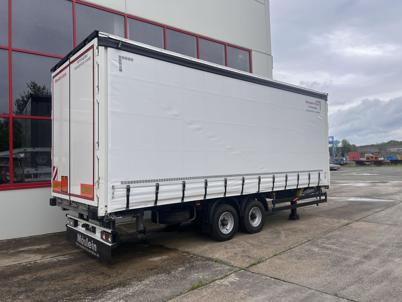 Möslein Tandemplanen Anhänger, Durchladbar - Curtainsider truck: picture 2 Möslein Tandemplanen Anhänger, Durchladbar - Curtainsider truck: picture 2