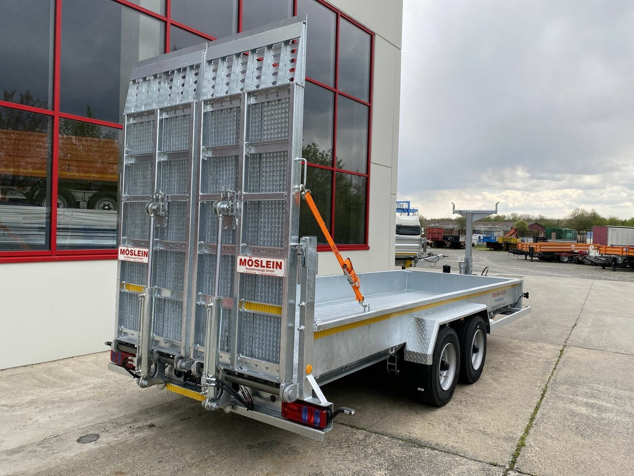 Möslein Tieflader für Fräsen breiten hydraulischen Ramp - Low loader trailer: picture 5 Möslein Tieflader für Fräsen breiten hydraulischen Ramp - Low loader trailer: picture 5