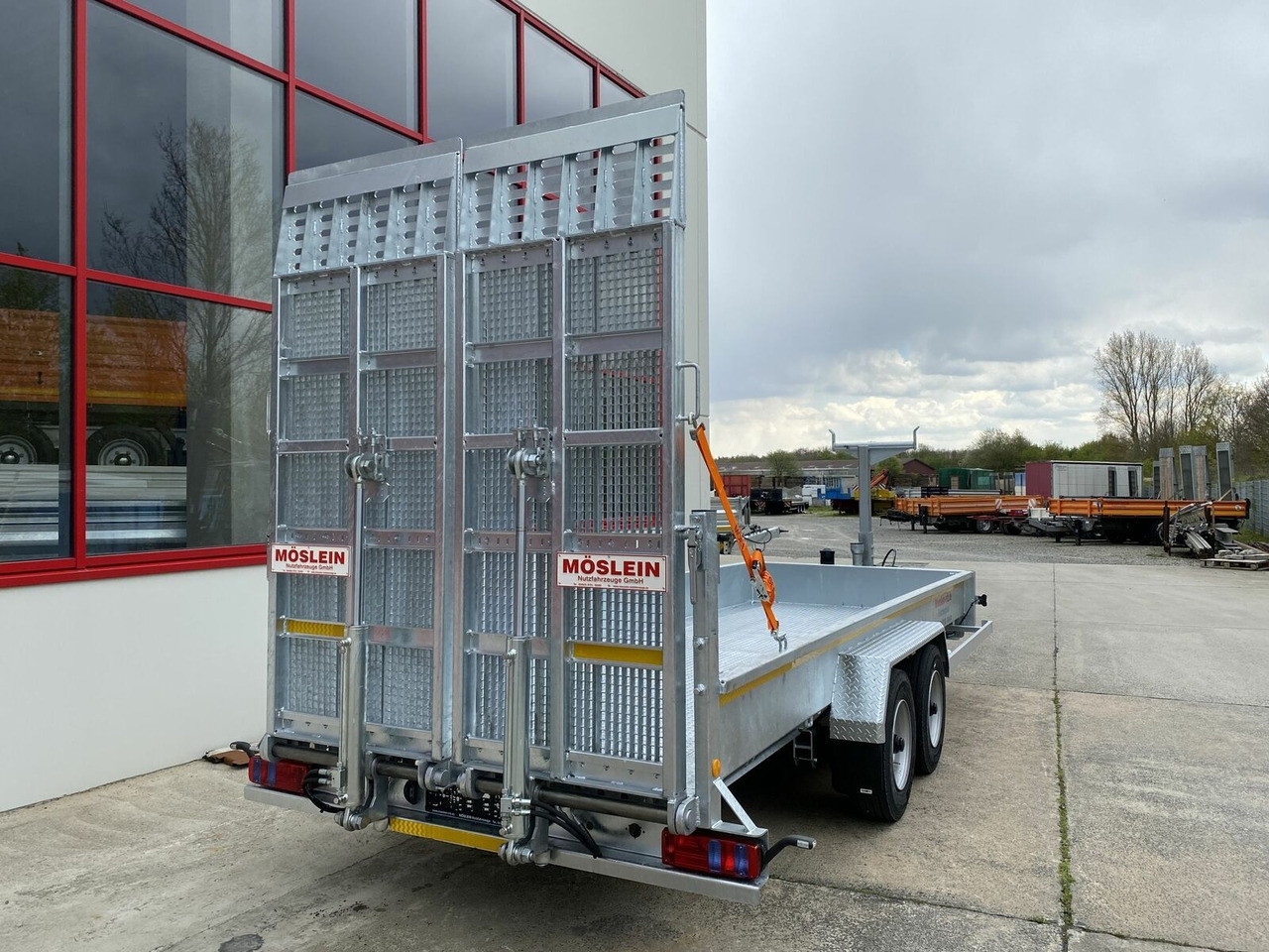 Möslein Tieflader für Fräsen breiten hydraulischen Ramp - Low loader trailer: picture 2 Möslein Tieflader für Fräsen breiten hydraulischen Ramp - Low loader trailer: picture 2