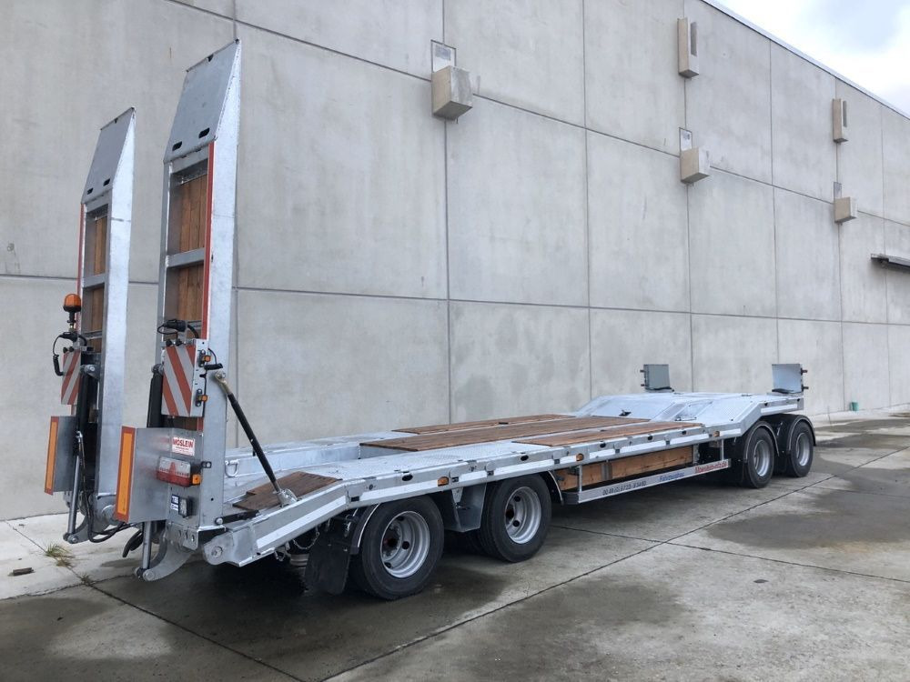 Möslein neuer 4 Achs Tieflader hydraulischen Rampen - Low loader trailer: picture 4 Möslein neuer 4 Achs Tieflader hydraulischen Rampen - Low loader trailer: picture 4