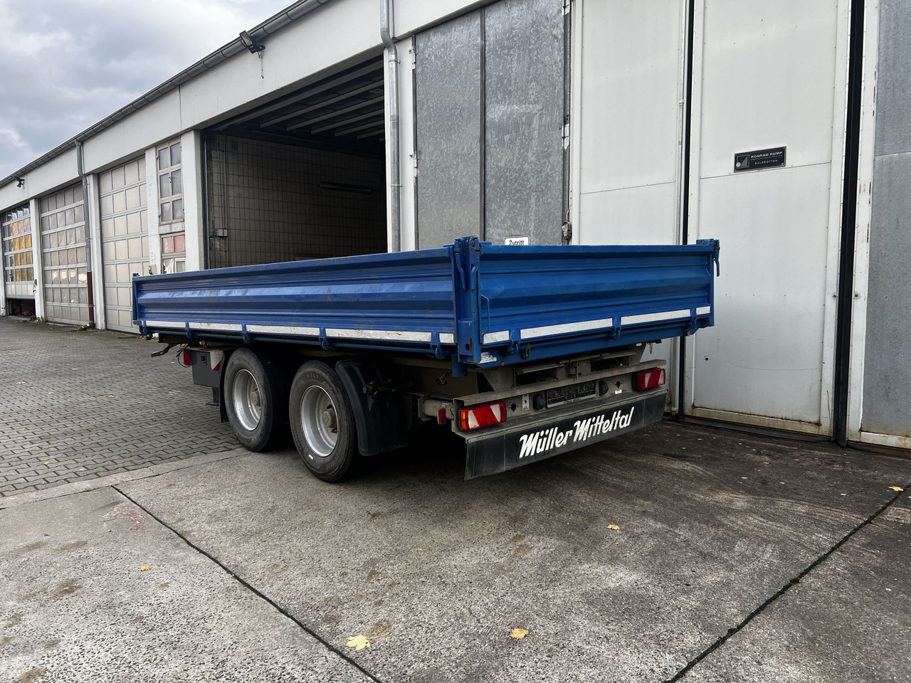 Müller Mitteltal TA-2  14,4 t Tandemkipper, Breitbereifung - Tipper trailer: picture 4 Müller Mitteltal TA-2  14,4 t Tandemkipper, Breitbereifung - Tipper trailer: picture 4