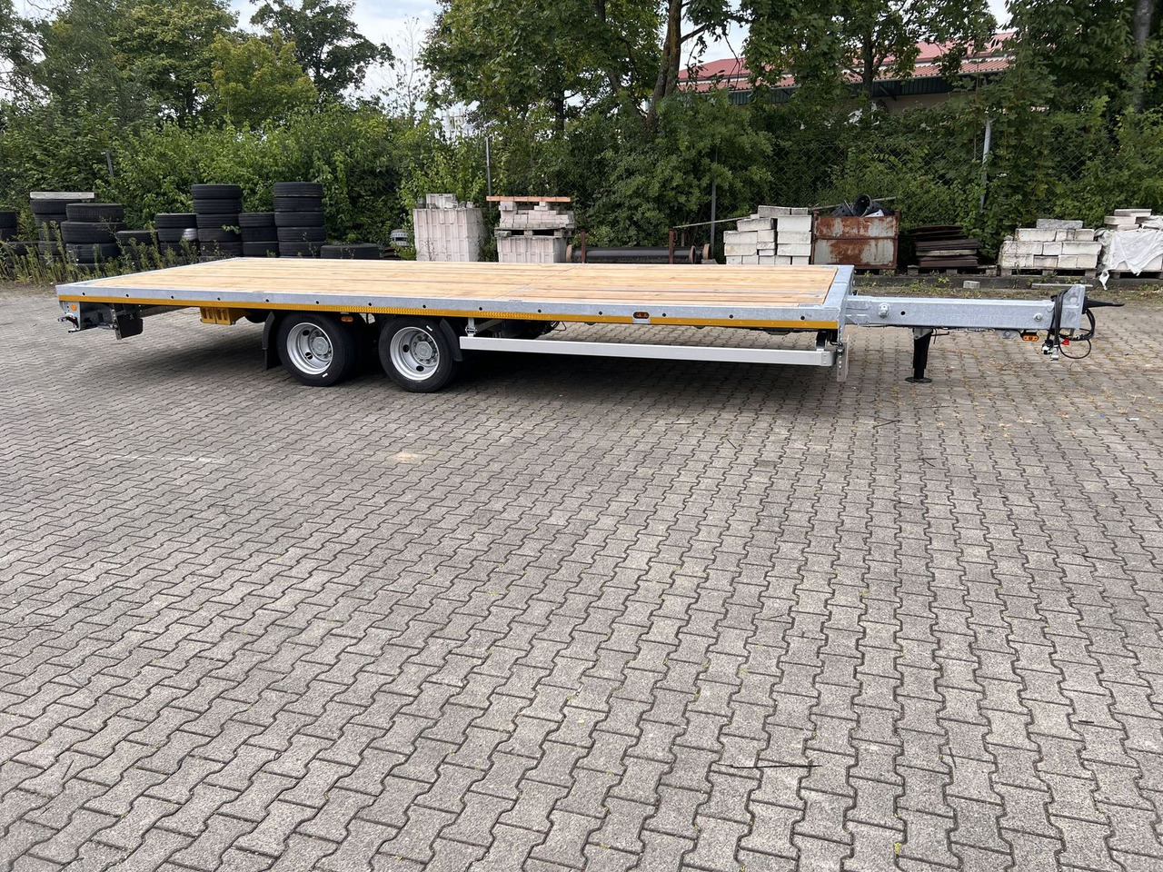 Möslein 11,9 t Tandemanhänger- Tieflader, ausziehbar - Semi-trailer: picture 2 Möslein 11,9 t Tandemanhänger- Tieflader, ausziehbar - Semi-trailer: picture 2