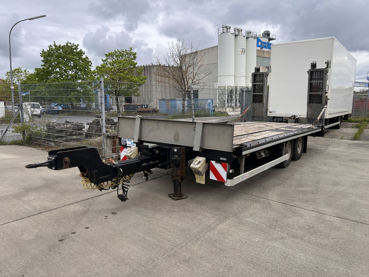 Tandemtieflader - Low loader trailer: picture 4 Tandemtieflader - Low loader trailer: picture 4
