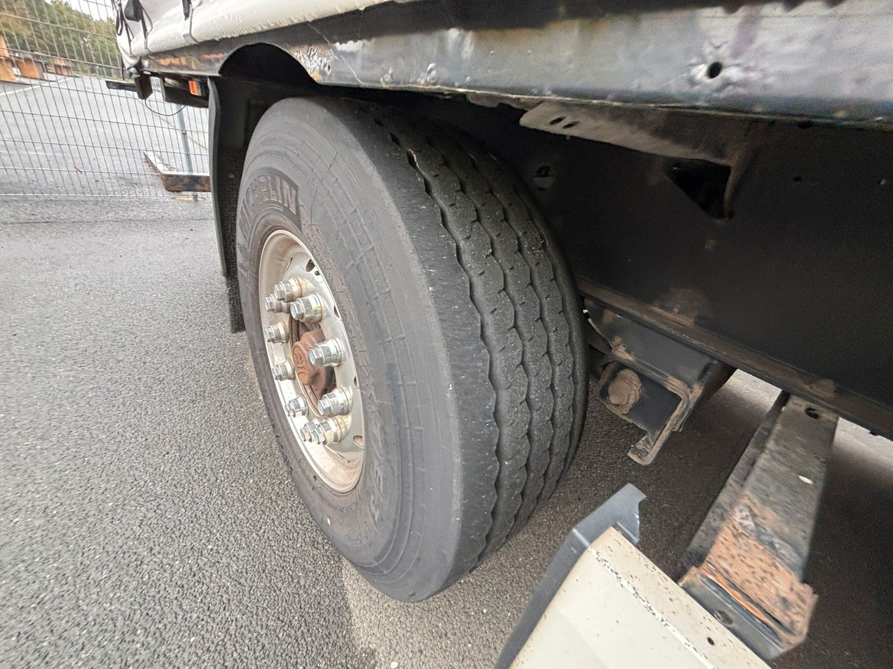 Krone SD Plane Mitnahmestapler Nachlaufachse - Curtainsider semi-trailer: picture 5 Krone SD Plane Mitnahmestapler Nachlaufachse - Curtainsider semi-trailer: picture 5