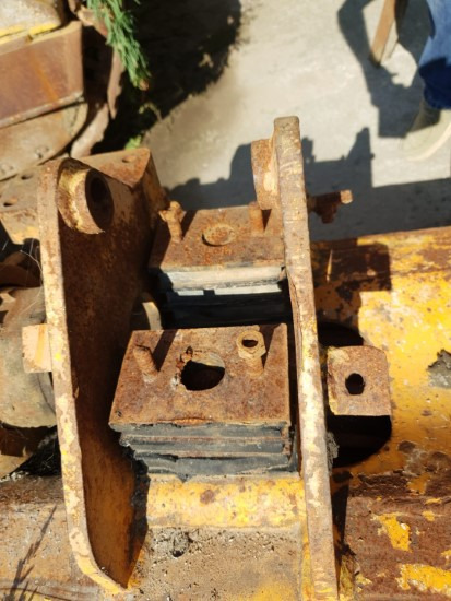 FIAT ALLIS 175, FD14 (TACOS DE CARRO) - Undercarriage parts for Construction machinery: picture 4 FIAT ALLIS 175, FD14 (TACOS DE CARRO) - Undercarriage parts for Construction machinery: picture 4