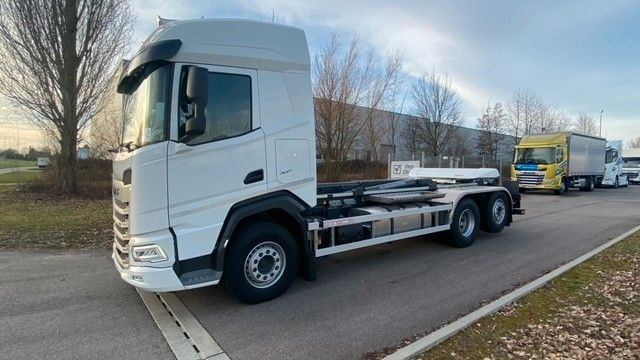 DAF XF 480 FAN Abroller VDL DAF XF 480 FAN Abroller VDL - Hook lift truck: picture 2 DAF XF 480 FAN Abroller VDL DAF XF 480 FAN Abroller VDL - Hook lift truck: picture 2
