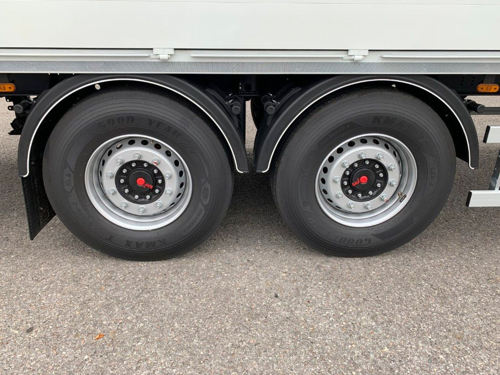 Zentralachsanhänger Swing-Board I tiefgekuppelt - Beverage trailer: picture 3 Zentralachsanhänger Swing-Board I tiefgekuppelt - Beverage trailer: picture 3