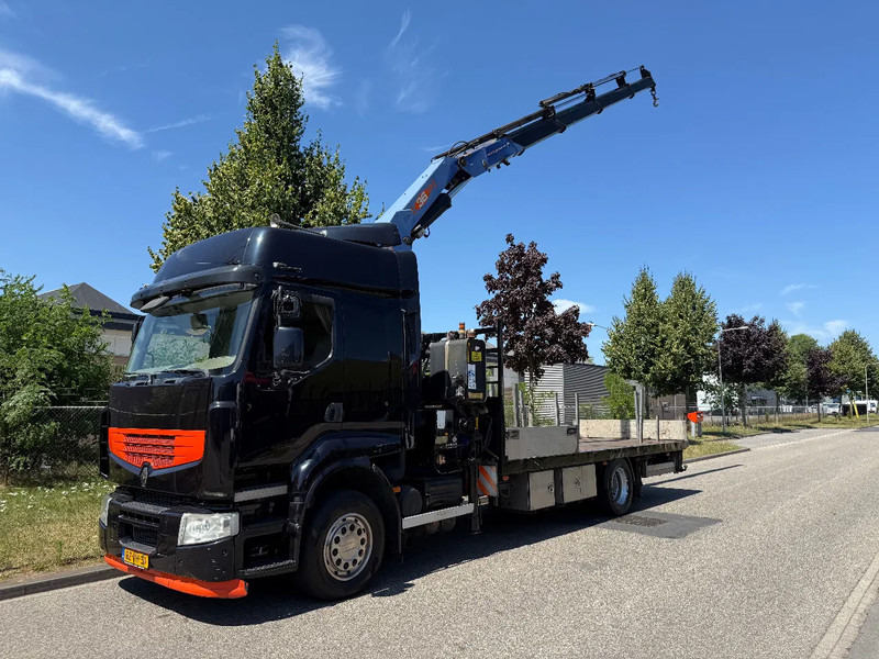 Renault Premium Lander PM 36 P radio control !!! - Crane truck: picture 1 Renault Premium Lander PM 36 P radio control !!! - Crane truck: picture 1