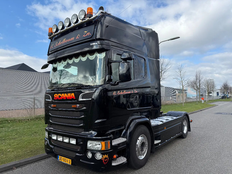 Scania R410 2014 black beauty ! met koppeling !!! - Tractor unit: picture 1 Scania R410 2014 black beauty ! met koppeling !!! - Tractor unit: picture 1