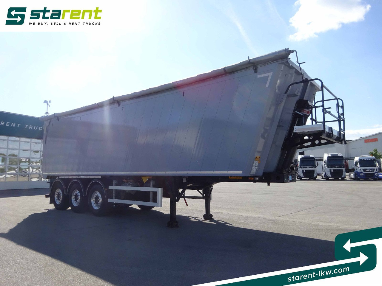 Wielton 3-Achs Kipper, 50m³, Universalklappe, Alufelgen - Tipper semi-trailer: picture 3 Wielton 3-Achs Kipper, 50m³, Universalklappe, Alufelgen - Tipper semi-trailer: picture 3