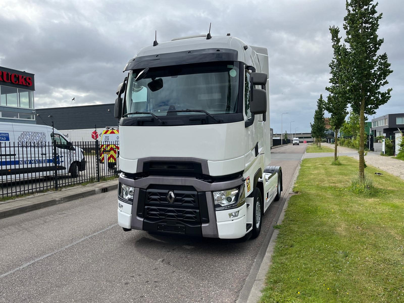 Renault T-13 High 480 T4x2, High Sleeper, Airco, Nav, Camera - Tractor unit: picture 4 Renault T-13 High 480 T4x2, High Sleeper, Airco, Nav, Camera - Tractor unit: picture 4