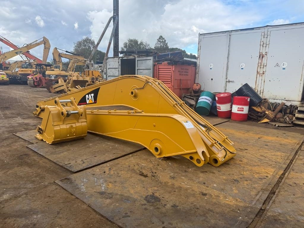 CAT 320 C L LONG REACH BOOM 15M UNUSED - Excavator: picture 4 CAT 320 C L LONG REACH BOOM 15M UNUSED - Excavator: picture 4