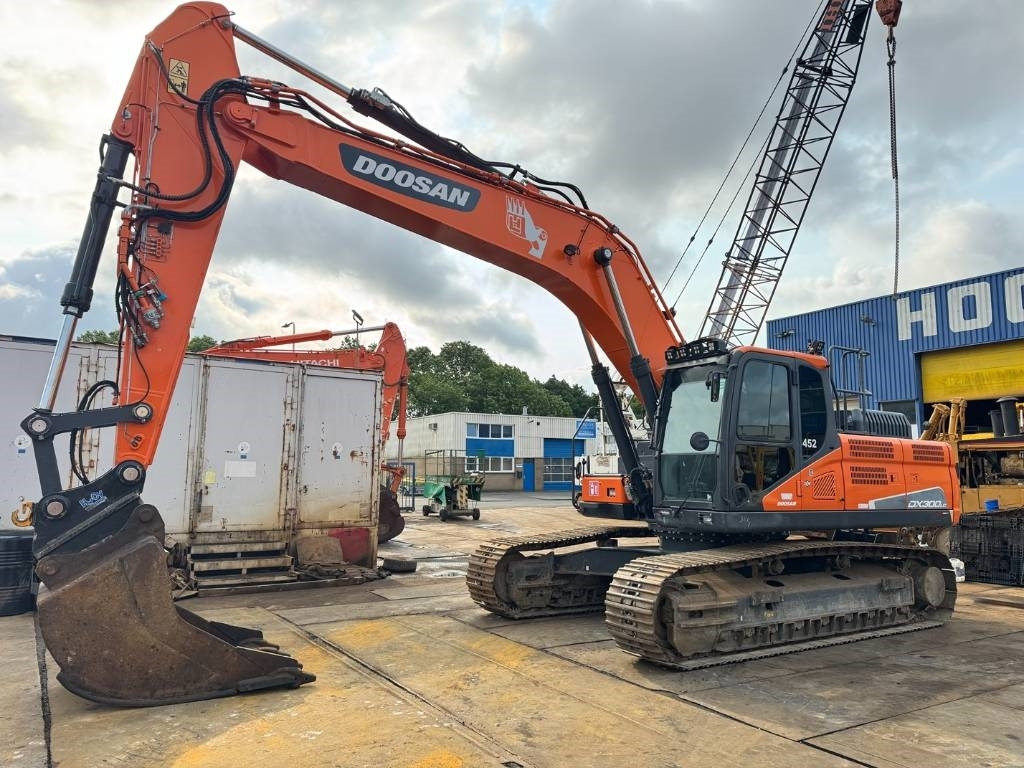 Doosan DX 300 LC-5 - Crawler excavator: picture 2 Doosan DX 300 LC-5 - Crawler excavator: picture 2