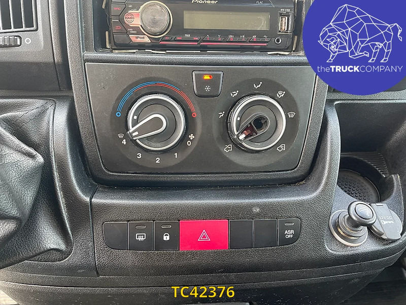 Pickup truck Citroën Jumper: picture 15 Pickup truck Citroën Jumper: picture 15