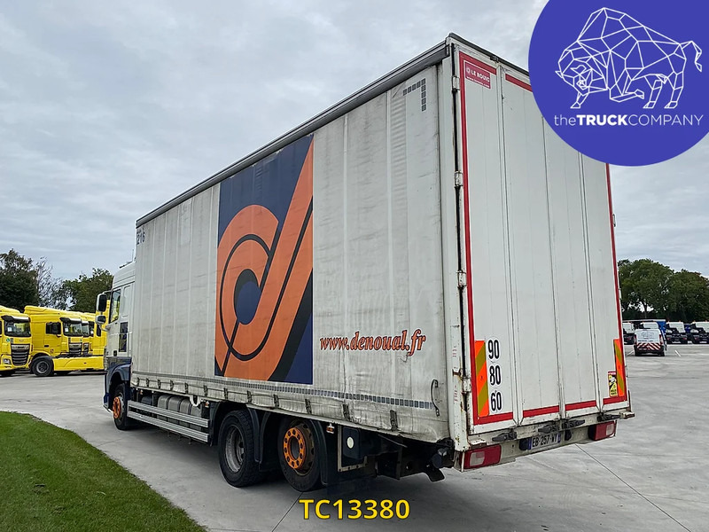 DAF XF 105 460 - Curtainsider truck: picture 2 DAF XF 105 460 - Curtainsider truck: picture 2