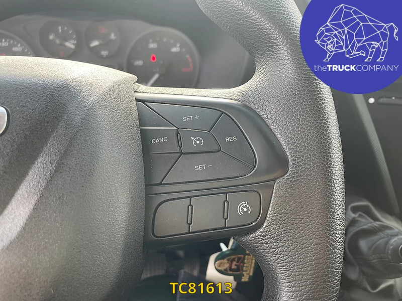 Panel van Iveco Daily 35S13 MAXI: picture 18