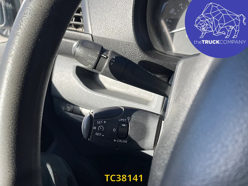 Small van Peugeot Expert 2l 120cv: picture 18 Small van Peugeot Expert 2l 120cv: picture 18