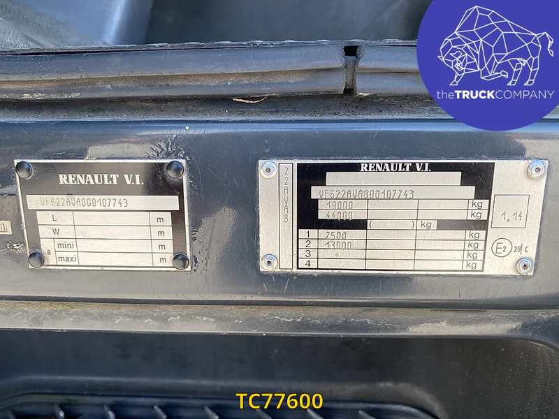 Renault Premium 320 - Curtainsider truck: picture 2 Renault Premium 320 - Curtainsider truck: picture 2