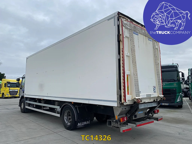 Renault Premium 320 - Box truck: picture 2 Renault Premium 320 - Box truck: picture 2