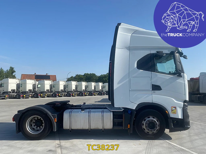 Iveco S-way 480 - Tractor unit: picture 2 Iveco S-way 480 - Tractor unit: picture 2