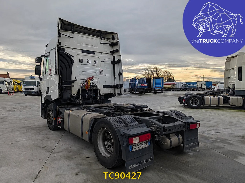 Renault T 440 - Tractor unit: picture 3 Renault T 440 - Tractor unit: picture 3