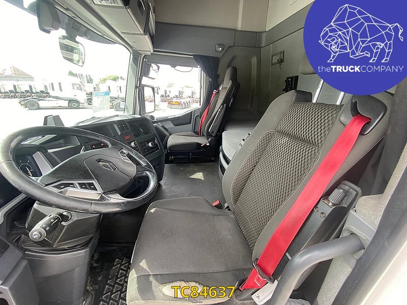 Renault T 480 - Tractor unit: picture 5 Renault T 480 - Tractor unit: picture 5