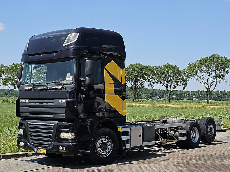 DAF XF 105.460 SSC 6X2 FAS MANUAL - Cab chassis truck: picture 2 DAF XF 105.460 SSC 6X2 FAS MANUAL - Cab chassis truck: picture 2