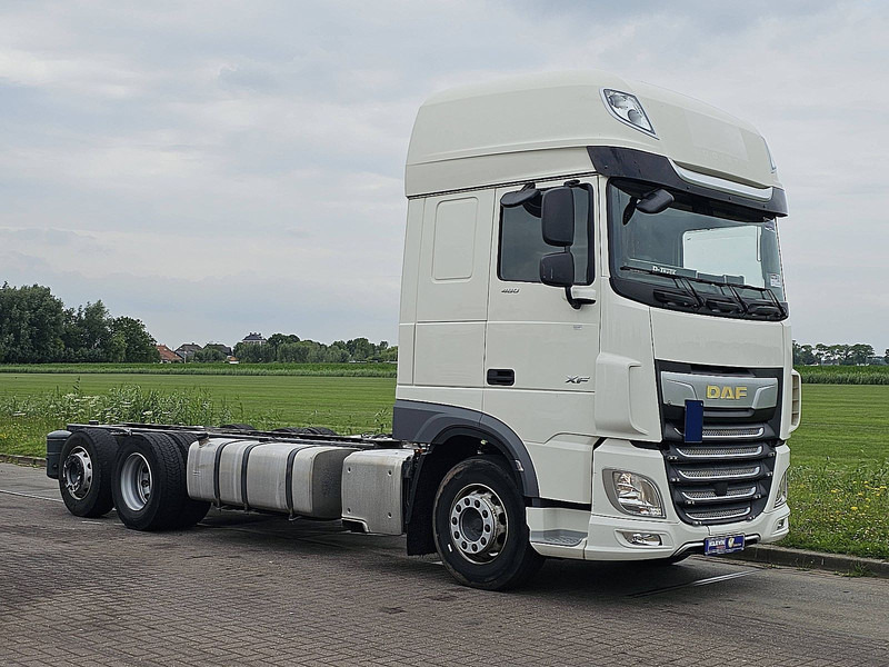 DAF XF 480 SSC 6X2 FAR INTARDER - Cab chassis truck: picture 5 DAF XF 480 SSC 6X2 FAR INTARDER - Cab chassis truck: picture 5