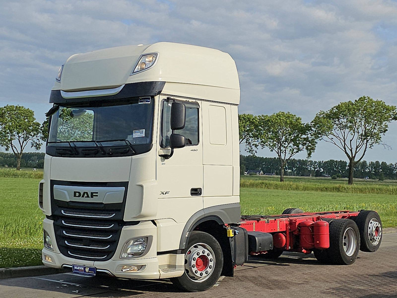 DAF XF 480 SSC 6X2 FAR INTARDER - Cab chassis truck: picture 2 DAF XF 480 SSC 6X2 FAR INTARDER - Cab chassis truck: picture 2