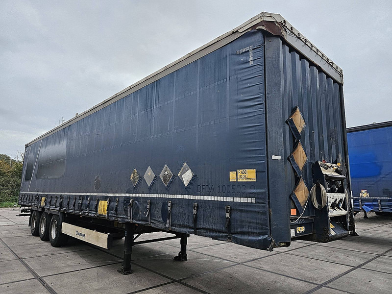 Krone SD - Curtainsider semi-trailer: picture 3 Krone SD - Curtainsider semi-trailer: picture 3