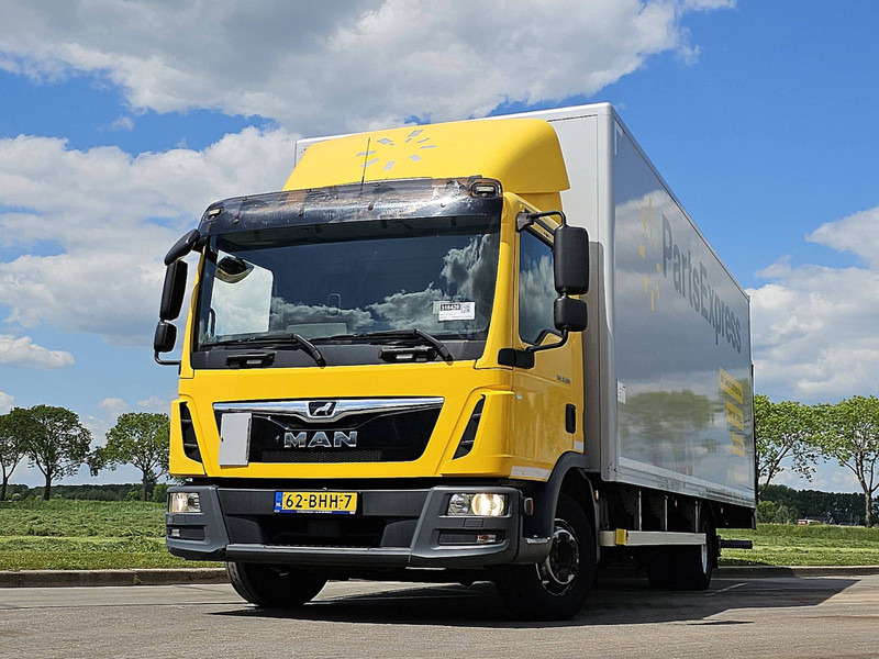 MAN 12.180 TGL - Box truck: picture 1 MAN 12.180 TGL - Box truck: picture 1