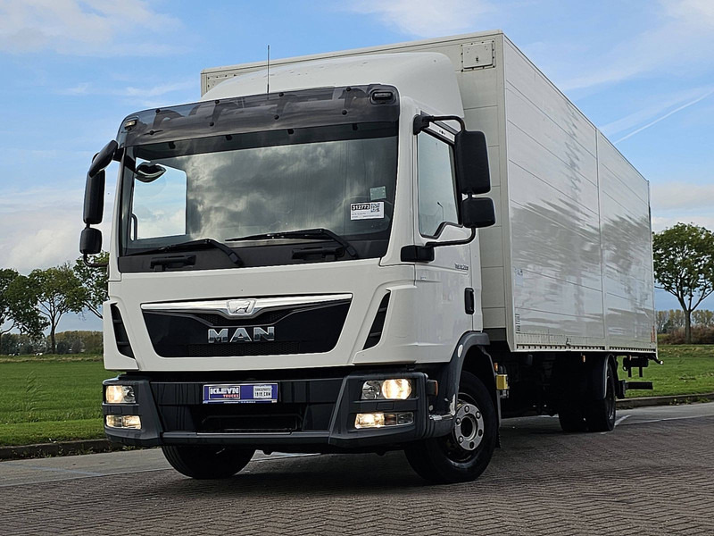 MAN 12.220 TGL SIDE DOOR LIFT AIRCO - Box truck: picture 1 MAN 12.220 TGL SIDE DOOR LIFT AIRCO - Box truck: picture 1
