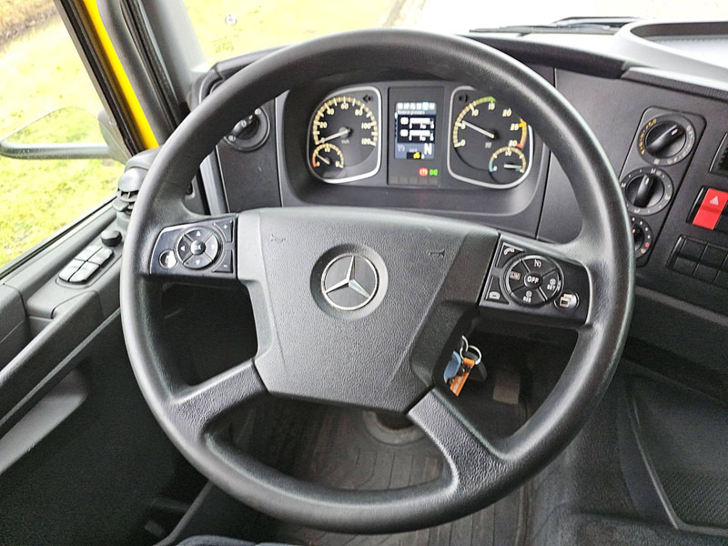 Refrigerator truck Mercedes-Benz ATEGO 1224 CARRIER MULTI LIFT: picture 9