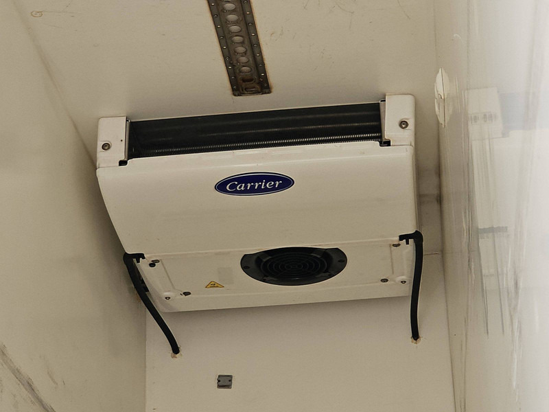 Refrigerator truck Mercedes-Benz ATEGO 824 CARRIER MULTI TEMP: picture 17