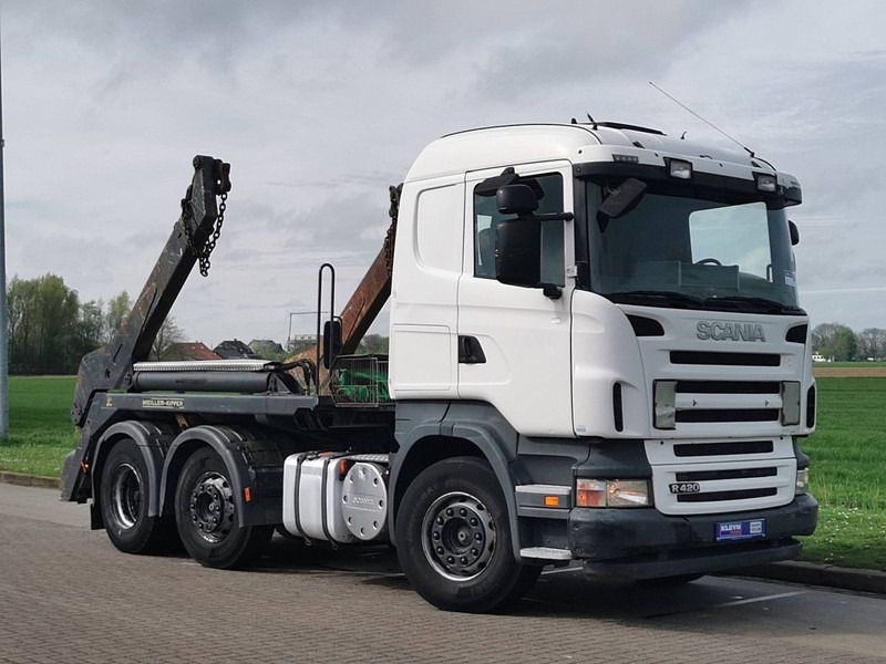 Scania R420 6X2 MANUAL RETARDER - Skip loader truck: picture 5 Scania R420 6X2 MANUAL RETARDER - Skip loader truck: picture 5