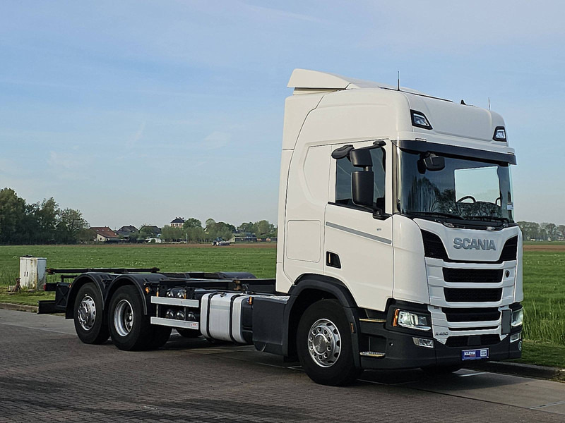 Scania R450 6x2*4 - Container transporter/ Swap body truck: picture 5 Scania R450 6x2*4 - Container transporter/ Swap body truck: picture 5