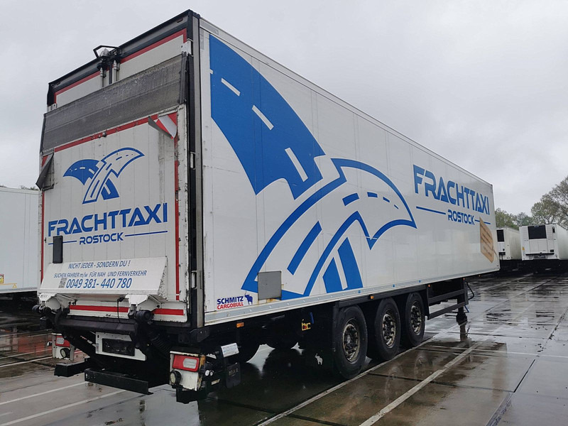 Schmitz Cargobull SKO 24 LADEBORDWAND - Refrigerator semi-trailer: picture 2 Schmitz Cargobull SKO 24 LADEBORDWAND - Refrigerator semi-trailer: picture 2