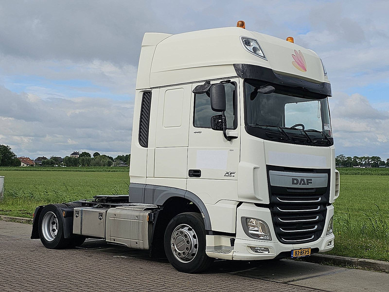 DAF XF 440 - Tractor unit: picture 5 DAF XF 440 - Tractor unit: picture 5