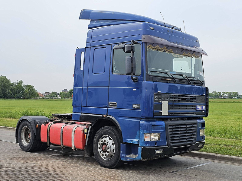 DAF XF 95.380 EURO 3 MANUAL - Tractor unit: picture 5 DAF XF 95.380 EURO 3 MANUAL - Tractor unit: picture 5