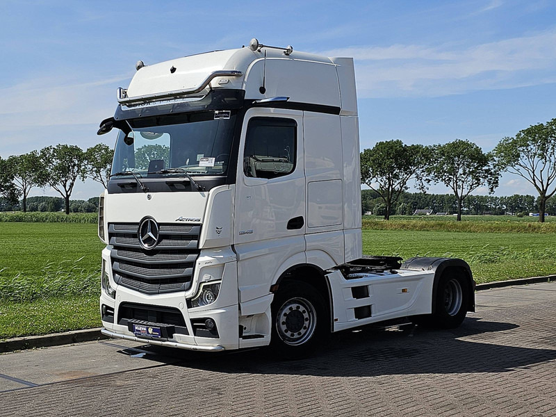 Mercedes-Benz ACTROS 1845 LS Gigaspace - Tractor unit: picture 2 Mercedes-Benz ACTROS 1845 LS Gigaspace - Tractor unit: picture 2