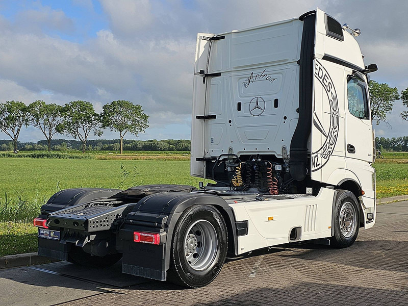 Mercedes-Benz ACTROS 1845 LS Gigaspace - Tractor unit: picture 3 Mercedes-Benz ACTROS 1845 LS Gigaspace - Tractor unit: picture 3