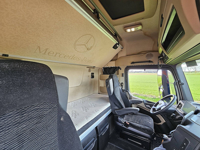 Tractor unit Mercedes-Benz ACTROS 2663 LS 6X4 RETARDER BIGSP.: picture 15